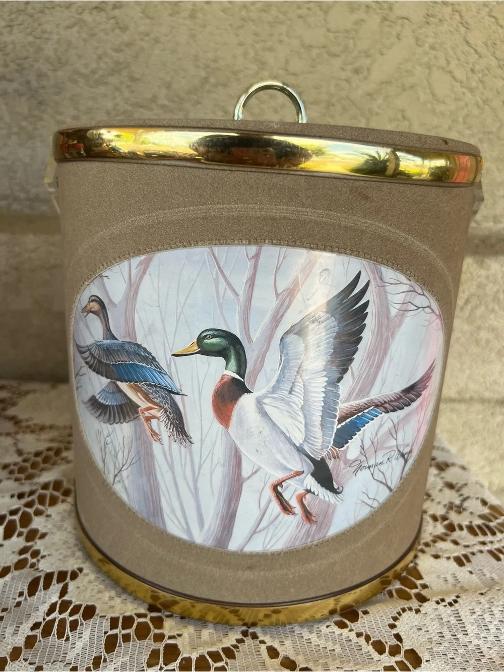 Vintage Duck Motif Decorative Ice Bucket  in Taupe with Gold Trim